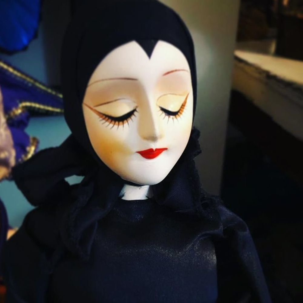 Meet your Posher, Rose